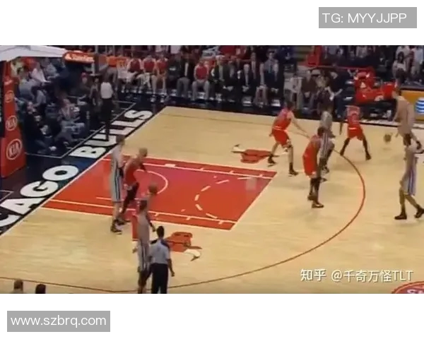 重庆篮球队防反体系解析与战术运用研究