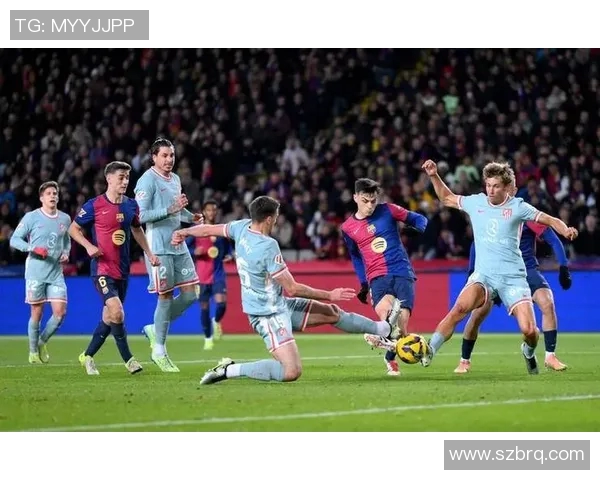 皇马与巴萨经典对决瞬间回顾精彩照片集锦