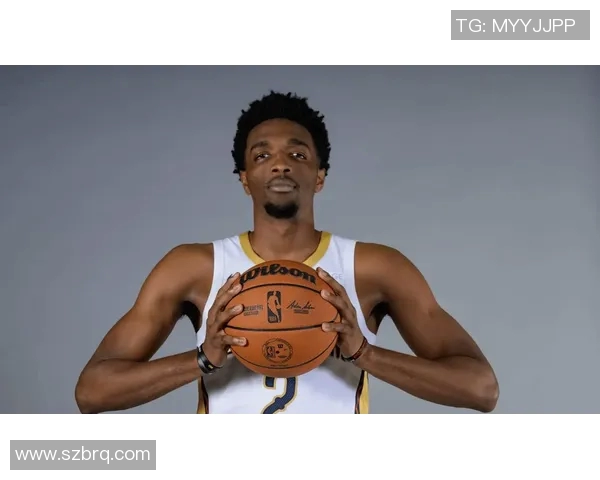 赫伯特琼斯：从默默无闻到NBA明星的奋斗之路与成长故事