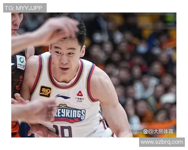 郭昊文：从篮球新星到国家队核心的成长之路与未来展望