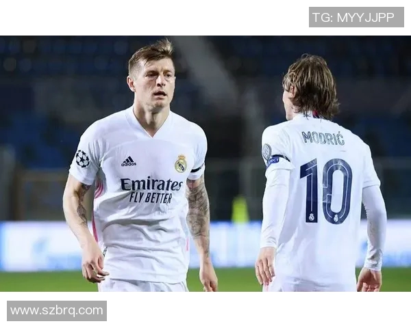 克罗斯领衔德国足球新篇章展望未来赛季的挑战与机遇