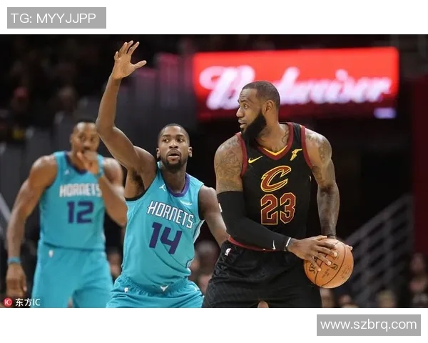 骑士与黄蜂的激烈对决回顾及球队发展历程分析 骑士与黄蜂的激烈对决回顾及球队发展历程分析