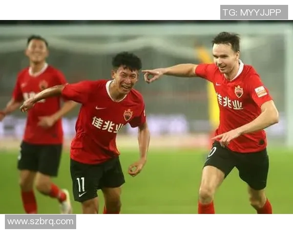 鲁能迎战深圳佳兆业全力争胜期待精彩对决展现足球魅力