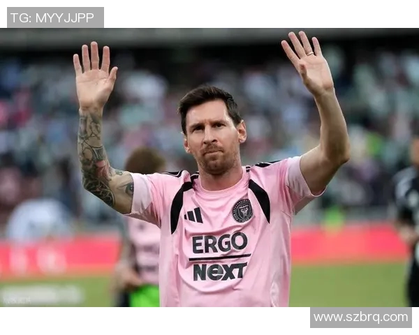 梅西领衔对决银河战舰足球传奇再续辉煌篇章