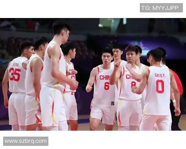 中国男篮迎战伊朗队争夺斯杯冠军展现实力与风采 中国男篮迎战伊朗队争夺斯杯冠军展现实力与风采