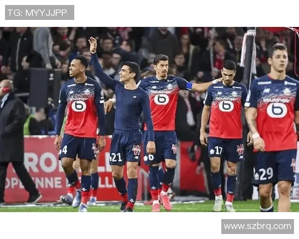 法乙焦点战朗斯迎战第戎双方争夺重要积分展现实力对决 法乙焦点战朗斯迎战第戎双方争夺重要积分展现实力对决