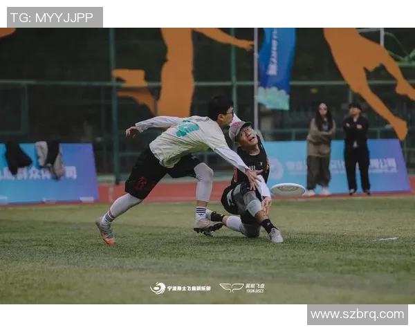 深圳飞盘队在攀岩联赛中以98分稳居积分榜首位 深圳飞盘队在攀岩联赛中以98分稳居积分榜首位